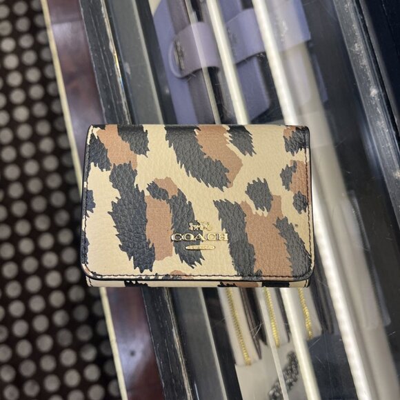 coach Card Holder Wallet With Leopard Print And Signature Canvas CCL99 IMYFB - Picture 1 of 7